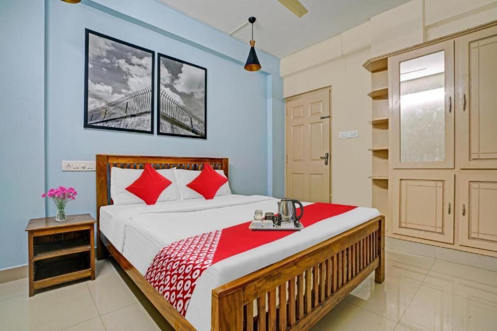 Ruby Hotel Apartments Kochi Kültér fotó